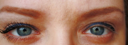 Первый пробник, после которого захотелось полную версию. Тушь Chanel Le volume de Chanel Mascara  в оттенке 10 Noir (черный)