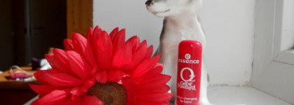 Essence Oz the great ang powerful Color changing lip balm 01 Glinda the god