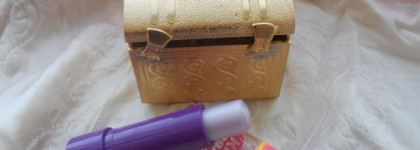 Двое из ларца, совсем не одинаковых с лица. Essence и Nivea