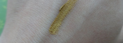 Карандаши для глаз Limoni и Essence - сочетание для отпуска