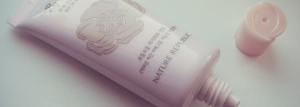 Nature Republic By Flower BB Cream (№2 Nude Beige). Выдает не цветом, но запахом