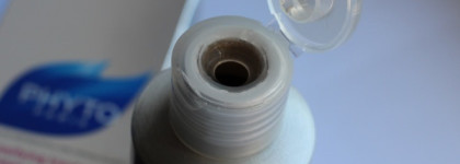 Laboratoires Phytosolba. Борьба с выпадением волос и попытка устранить ее последствия