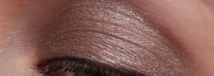 Элегантность в простоте. Тауповые тени Artdeco Eyeshadow 202 Elegant taupe и 18 Pearly Light Misty Wood