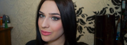 Трое из ларца, или сага о тональных кремах. Часть 1, MAC Pro Longwear Spf 10 Foundation
