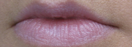 Нежнейшая и блестящая помада  Kiko ultra glossy stylo 819