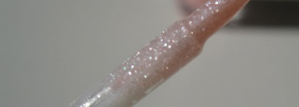 Повеяло весной! Bourjois Effet 3D блески для губ: «Rose charismatic» 29  и «Brun poetic» 33