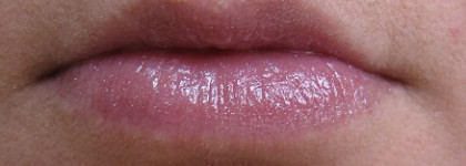 Повеяло весной! Bourjois Effet 3D блески для губ: «Rose charismatic» 29  и «Brun poetic» 33