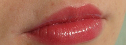 Блеск для губ Lumene Wild Rose Volume Lip Gloss #07