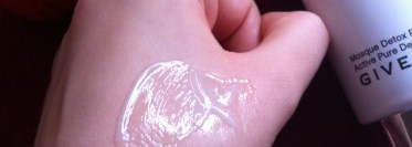 Кожа-бархатная роза с Givenchy Skin Targetters Active Pure Detox Mask