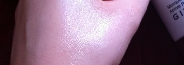 Кожа-бархатная роза с Givenchy Skin Targetters Active Pure Detox Mask