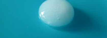 Galénic: мгновенная увлажняющая маска Aquapulpe Instant moisturising mask with wild berries и гель-эксфолиант Pur Oxygenating exfoliating gel with melilotus floral water