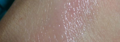 К чему приводит любопытство. L’Oreal Nude Magique Eau de Teint 120 Ivoire (Pure Ivory) и L’Oreal Baume Caresse 702 Tickle Me Pink