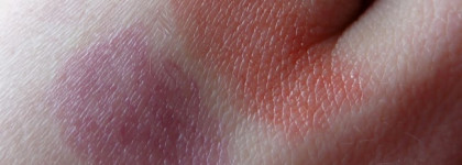 Увлажняющая помада-бальзам для губ Chubby Stick Moisturizing Lip Colour Balm #16 Voluptuous Violet и #12 Oversized orange