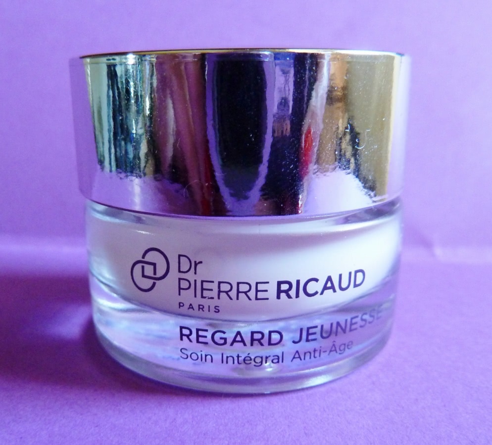 Уход за кожей вокруг глаз: KIEHL'S Creamy Eye Treatment with Avocado и Dr. Pierre Ricaud Regard Regard Jeunesse Integral Anti-Age Eye Contour Treatment