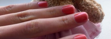 MaxFactor Glossnfinity glossy nails for up to 7 days. В оттенке cute coral 70