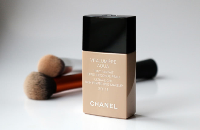 Chanel Vitalumiere Aqua Ultra-light Skin Perfecting Makeup SPF 15