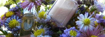 Растим ноготочки: Essie glow stronger и персиковое масло Aurelia