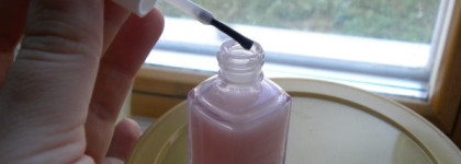 Растим ноготочки: Essie glow stronger и персиковое масло Aurelia