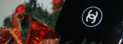 Рождественское настроение c румянами Chanel Joues Contraste Powder Blush №84 Accent