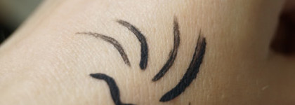 Eva Mosaic Deep Colour Eyeliner Жидкая подводка для глаз в черном оттенке