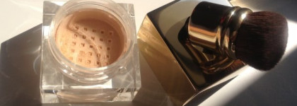 Clarins The Skin Illusions Mineral & Plant Extracts Loose Powder Foundation - Минеральная рассыпчатая пудра-основа, придающая сияние коже в оттенке 105 Nude