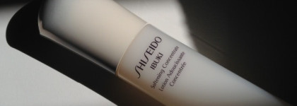 Два средства от Shiseido - Мягкая Очищающая пенка и Балансирующий Софтнер серии Ibuki