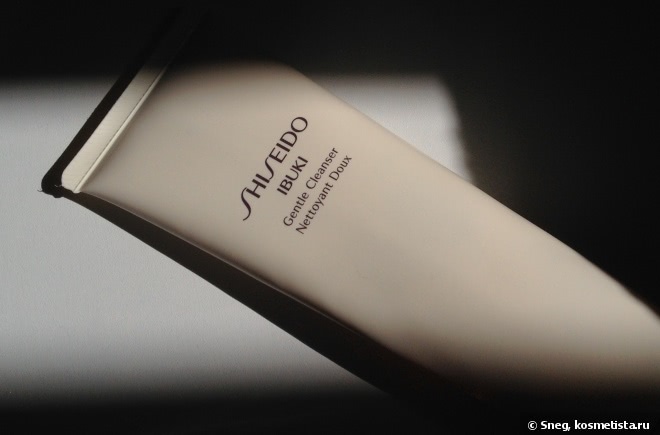 Два средства от Shiseido - Мягкая Очищающая пенка и Балансирующий Софтнер серии Ibuki