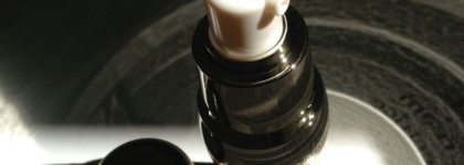 Суперкорректирующий крем для контура глаз - Shiseido Bio-Performance Super Corrective Eye Cream