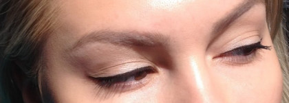 Maybelline New York EyeStudio Lasting Drama Gel Eyeliner - Гель-лайнер для глаз в оттенке 01 ( Intense Black )