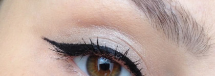 Maybelline New York EyeStudio Lasting Drama Gel Eyeliner - Гель-лайнер для глаз в оттенке 01 ( Intense Black )