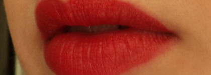 Такой непостоянный Essence Xxxl longlasting lipgloss matt effect в оттенке 07 Silky Red