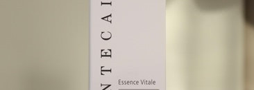 Баловство или необходимость? Chantecaille Vital Essence