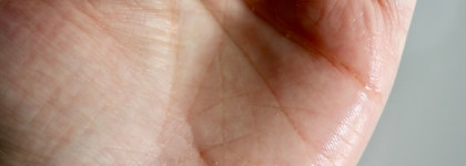 Счастье для волос? Эссенция для волос LebeL IAU Serum Oil