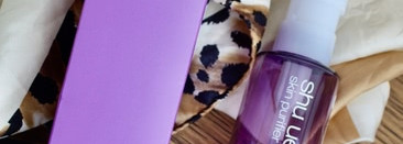 Закончились и не очень. Пустые баночки уходовой косметики за лицом