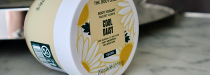 Пустые баночки марта 2022: в поездке