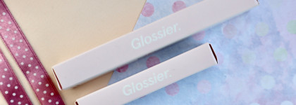 Дела бровные: Glossier