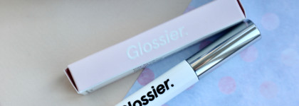 Дела бровные: Glossier