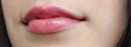 Искрящийся Guerlain Gloss D`enfer Maxi Shine №467 "Cherry Swing"