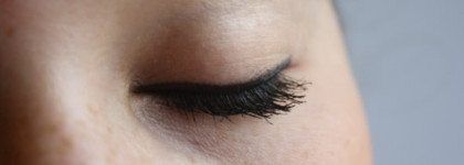 Фаворитка: тушь Max Factor Clump Defy by False Lash Effect Black