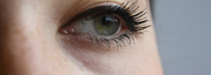 Фаворитка: тушь Max Factor Clump Defy by False Lash Effect Black