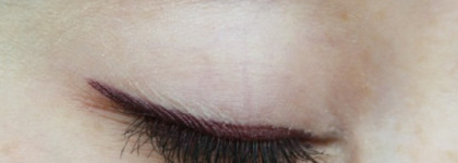 Missha  Two in one Fit-in Gel Liner "raising-plum"