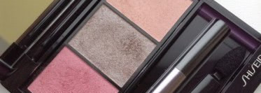 Жизнь в розовом цвете: Shiseido Luminizing Satin Eye Color Trio RD711 Pink Sands