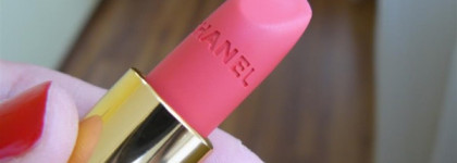 Как не потеряться в толпе-помада Chanel Rouge Allure Velvet Luminous Matte Lip Colour в оттенке 43 La favorive