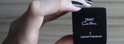 В косметичке новичок Givenchy Teint Couture Long-Wearing Fluide Foundation SPF 20 - PA ++ Illuminating&Comfortable #1 (Elegant Porcelain)