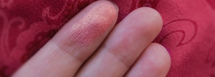 Розовое золото: румяна Sleek MakeUp Blush 926 Rose Gold