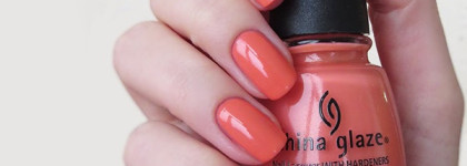 China Glaze Nail Lacquer with hardeners 1156 "Mimosa's before Mani's"