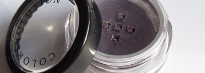В продолжение минеральной темы: Colorevolution Mineral Eyeshadow в оттенках  Pillow Talk, Amethyst, Chocolate diamond
