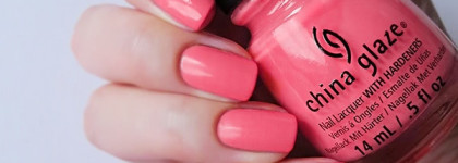 Полный сюрпризов China Glaze Nail Lacquer with hardeners Petal to the metal 81758