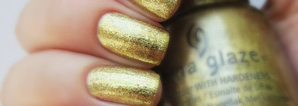 Жидкое золото - China Glaze "Mingle With Kringle"