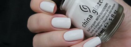 China Glaze Nail Lacquer With Hardeners 023 White On White